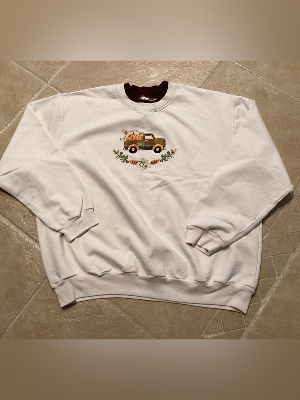 Women’s Fall Pumpkin Truck Embroidered And Bedazzled Sweatshirt 2XL - IEC